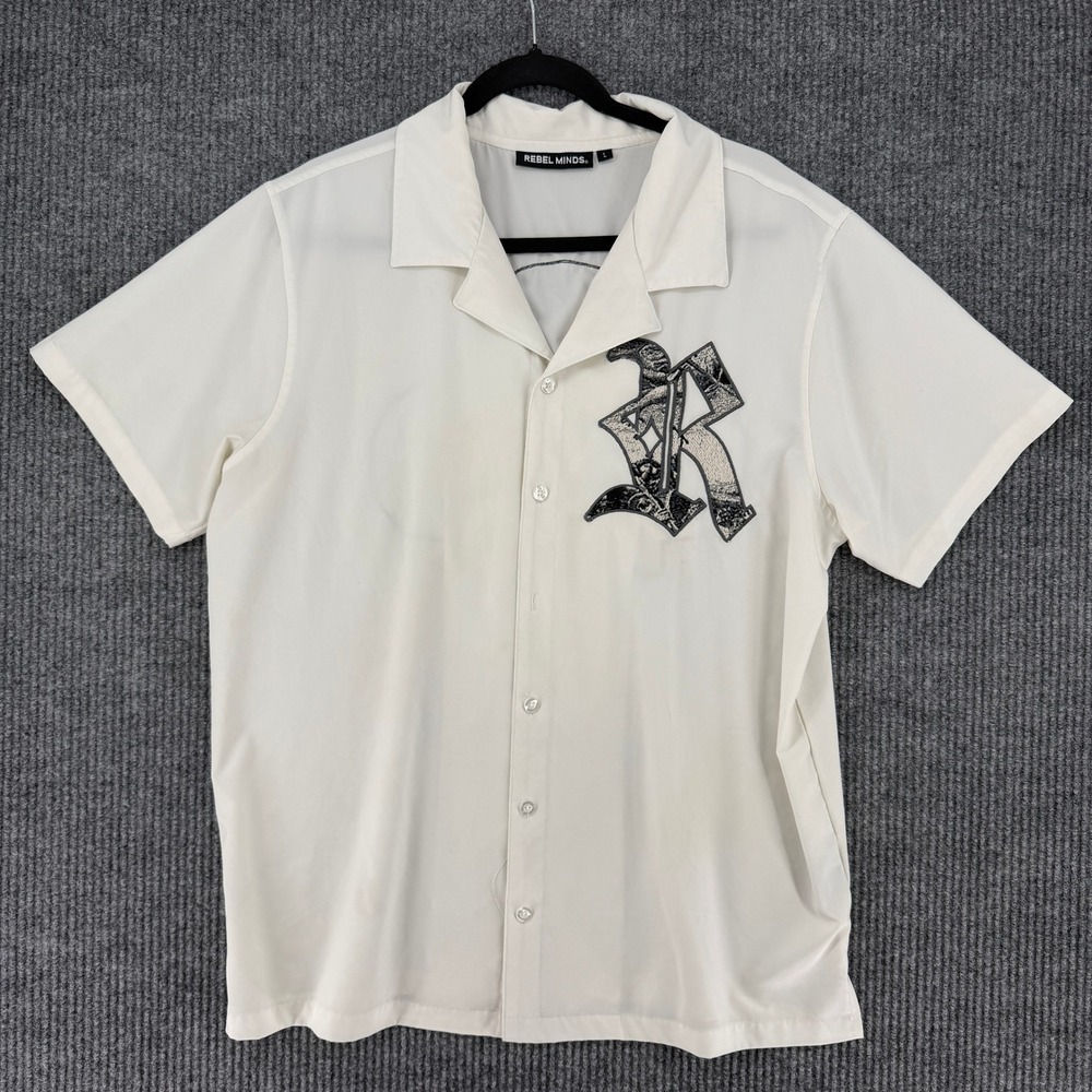 Rebel Minds Mens White Short Sleeve Button Down Shirt Embroidered R Graphic L